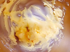 Sands Custard Liuxin Mooncakes recipe