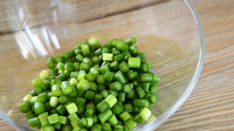 Stir-fried Minced Pork with Garlic Moss recipe