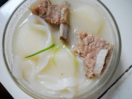 Yam Simmered Pork Ribs recipe