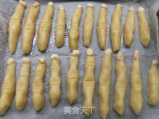 Halloween Thriller Finger Cookies recipe