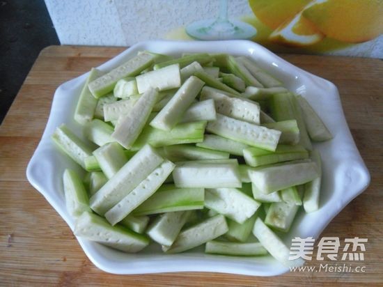 Garlic Loofah recipe