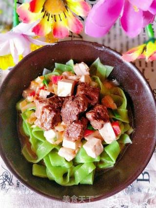Chunk Beef Spinach Noodles recipe
