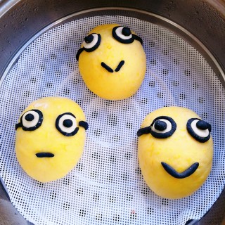 Little Yellow Man Bean Paste Bun recipe