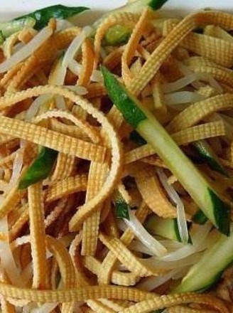 Silver Sprouts Mixed with Bean Curd to Lose Weight Recipe recipe