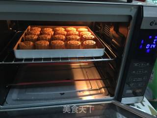 Cantonese-style Moon Cakes recipe