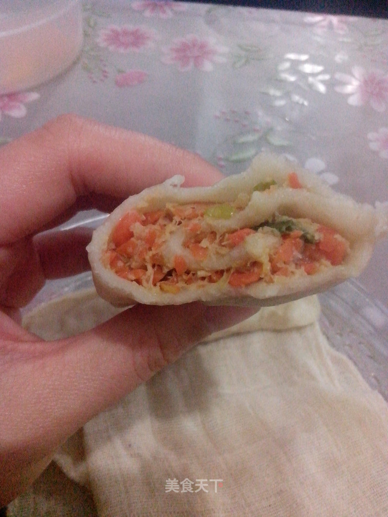 Carrot Pork Rolls (three Kinds of Wrapping Methods) recipe