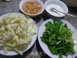 Celery and Cauliflower Soup recipe