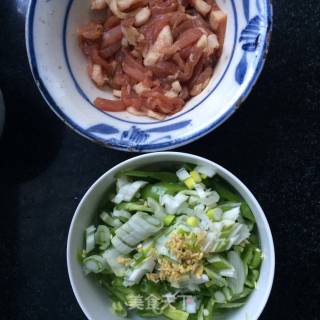 Stir-fried Shredded Pork with Green Pepper recipe