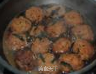 Meat Ball with Soy Sauce recipe