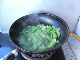 Stir-fried Double Beans with Green Peppers recipe