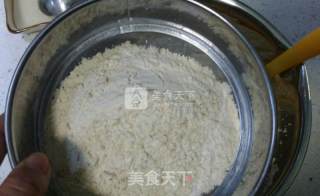 Cantonese-style Coconut Milk Fragrant Mooncakes recipe