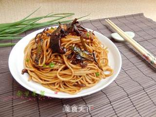 Open Onion Oil Noodles recipe