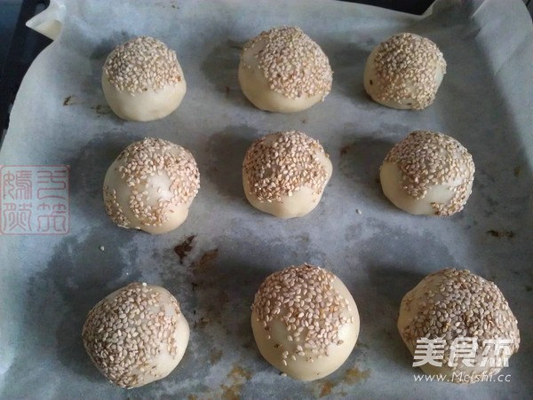 Red Bean Paste and White Crust Mooncakes recipe