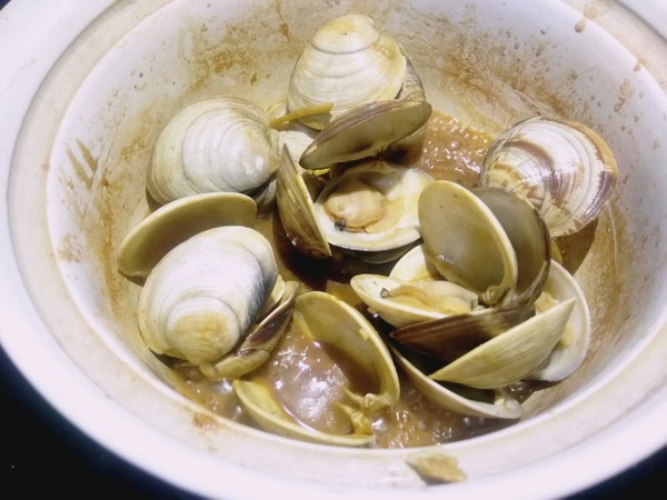 Wine Steamed Clams recipe