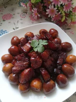 Braised Pork with Quail recipe