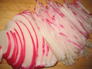 Spicy and Spicy Radish Shreds recipe