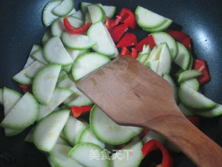 Fried Zucchini with Red Pepper recipe