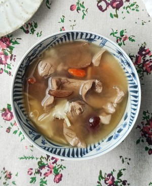 Codonopsis and Red Date Pork Loin Soup recipe