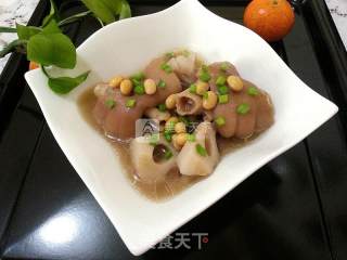 Stewed Pork Knuckles with Lotus Root recipe