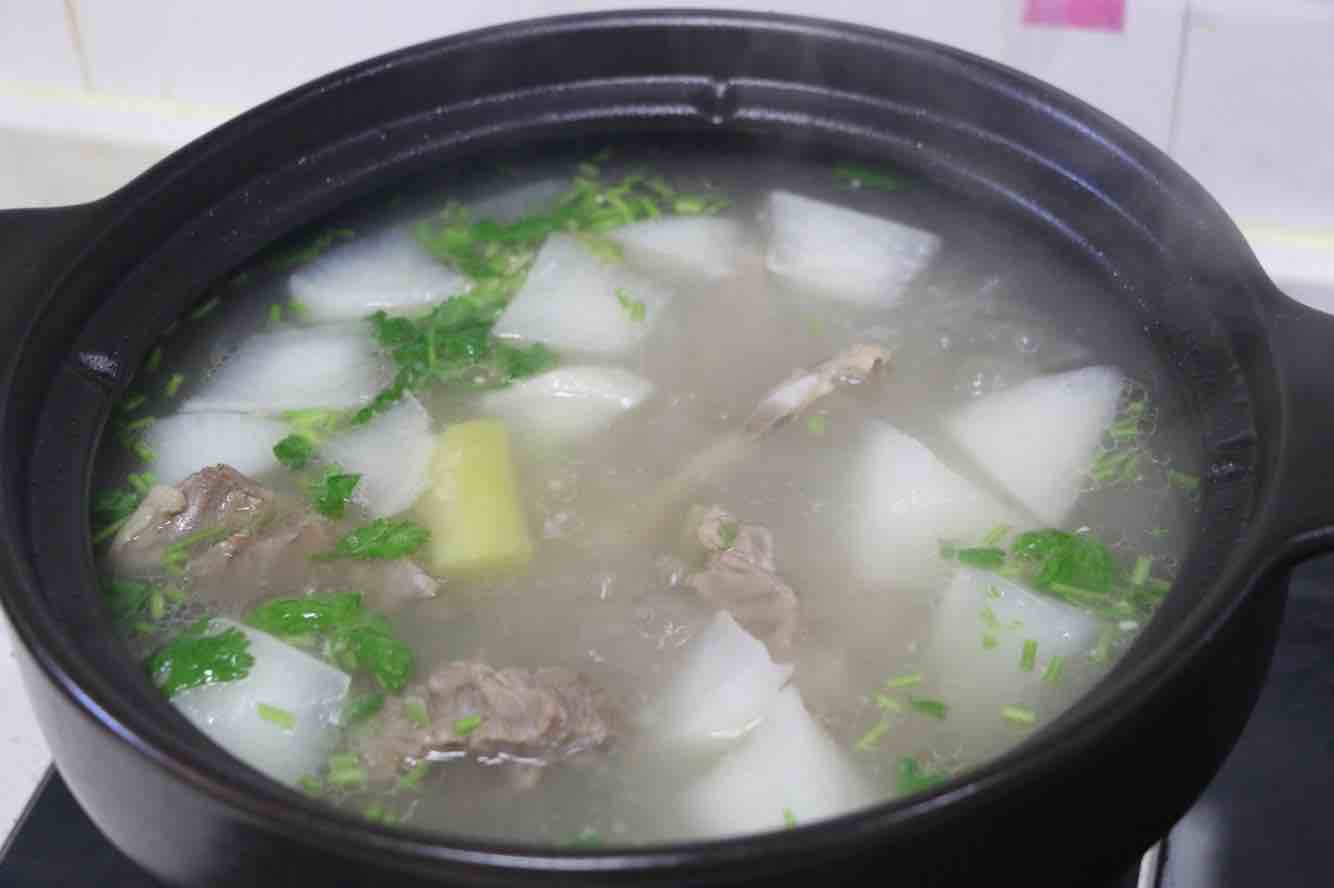 Lamb Soup with Radish recipe