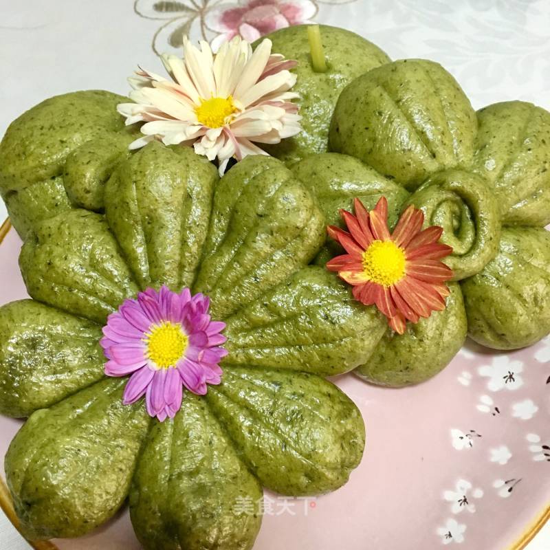 Spinach Mashed Buns recipe