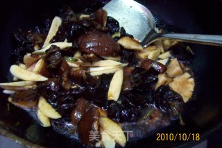 Mushroom Spare Ribs Shanzhen Noodle Soup recipe