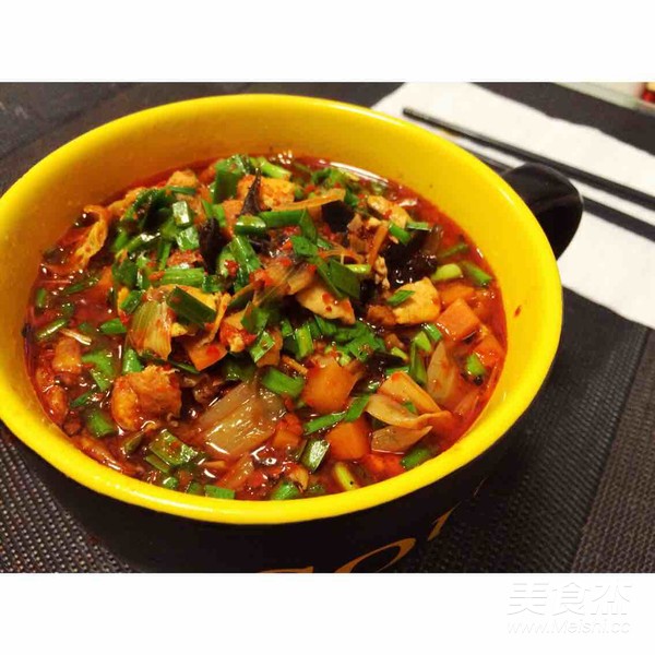 Hot and Sour Simmered Noodles recipe