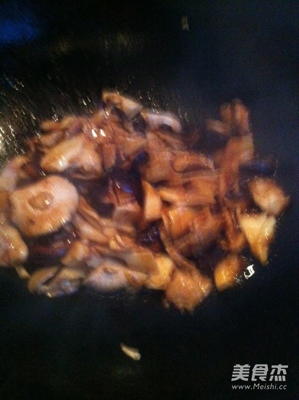 Braised Double Mushrooms in Oyster Sauce recipe