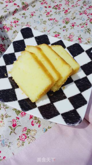 Warm Pound Cake ~ ~ Lemon Flavor recipe