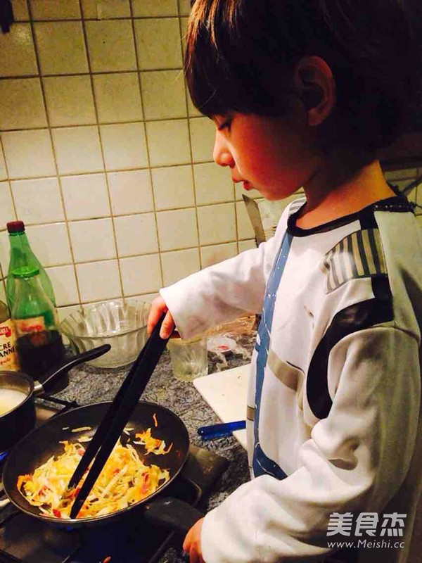 Assorted Stir-fried Pasta recipe