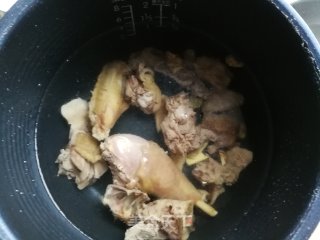 Stewed Chicken with Cordyceps Flower and Yam recipe