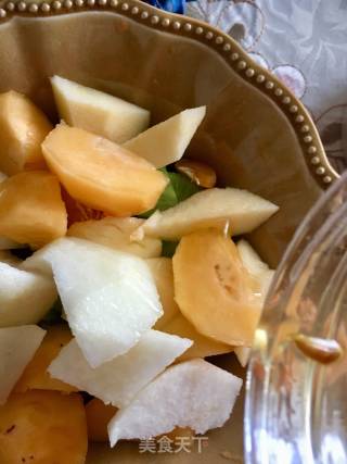 Lemon Honey Fruit Salad recipe