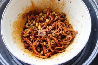 Dried Radish, Soybeans and Pickles recipe