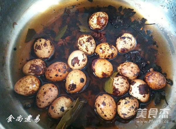 Spiced Tea Quail Eggs recipe