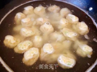 Sour and Spicy Celery Fresh Meat Wonton recipe