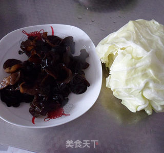 Appetizing Meal-shredded Fungus Cabbage recipe