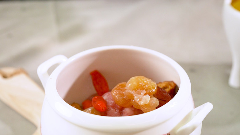 Longan Meat Cake Soup recipe