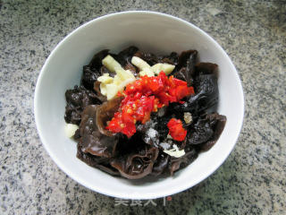 Hot and Sour Black Fungus recipe