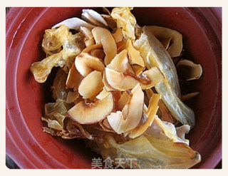 Natural Moisturizing Skin Soup-sea Coconut Fish Glue Chicken Soup recipe