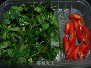 Remember The Taste of Zhongguangyuan-stir-fried Shredded Pork with Coriander recipe