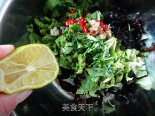 Lettuce Mixed with Fungus recipe
