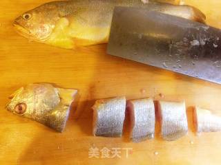 Steamed Yellow Croaker with Tofu recipe