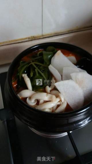 Simple Korean Dumpling Soup recipe