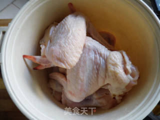 One of Taiwan's Famous Dishes————————【three Cups of Chicken Wings with Mushrooms】 recipe