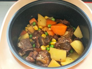 Braised Rice with Ribs in An Electric Rice Cooker that is So Delicious that You Must Learn recipe