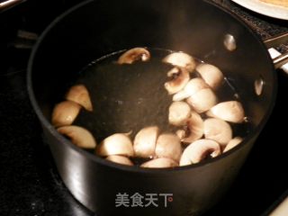 Three Mushroom and Winter Melon Soup--summer Soup recipe