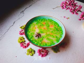 The Taste of Spring: Delicious Elm Money Porridge recipe