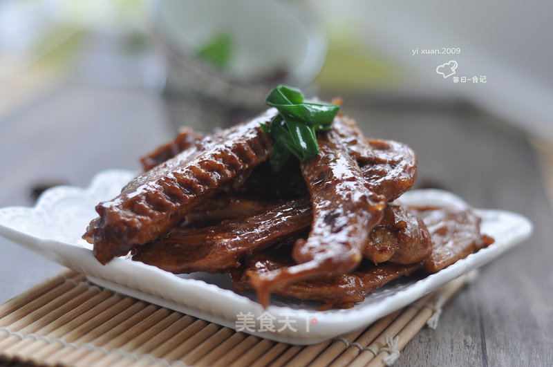 Finger Sucking Braised Duck Wings recipe