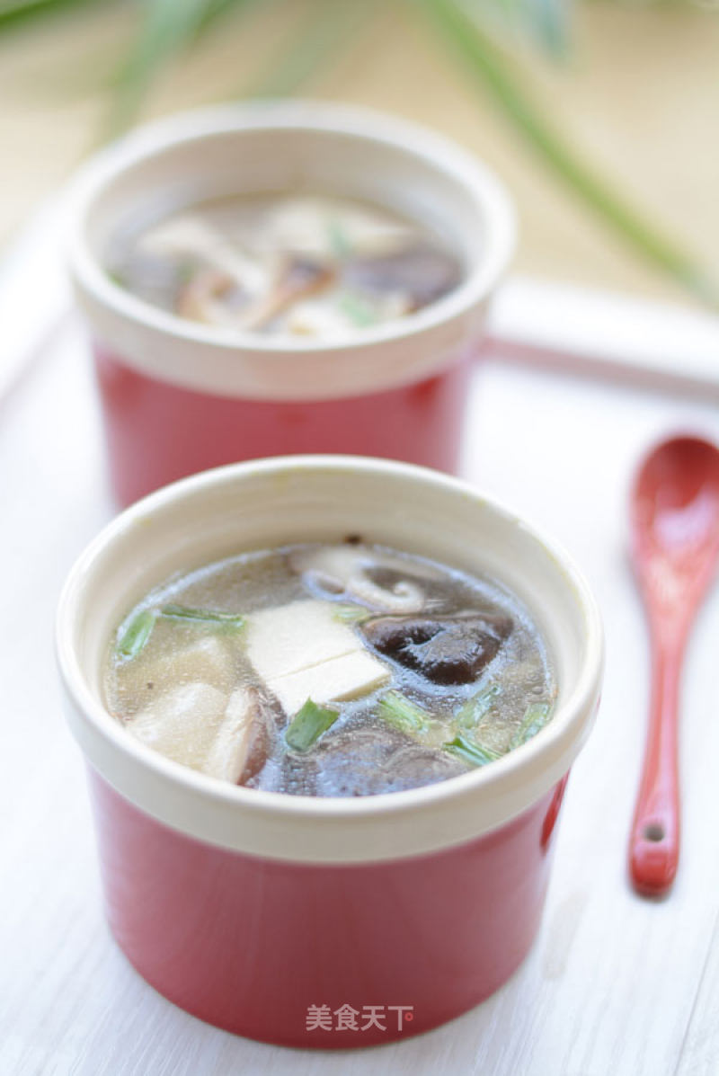 Light and Light Intestines and Stomach Cleanse--tofu and Mushroom Soup recipe