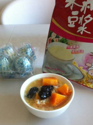 Pumpkin Soy Milk Congee with Red Dates recipe